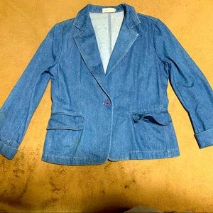 3/$40 CALYPSO women’s denim coat.